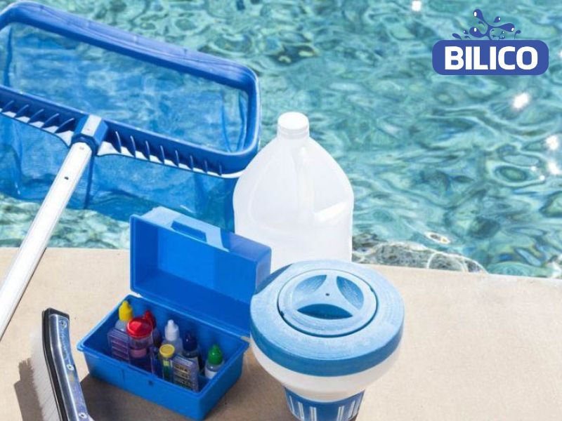 xử lý nước hồ bơi bị rêu 