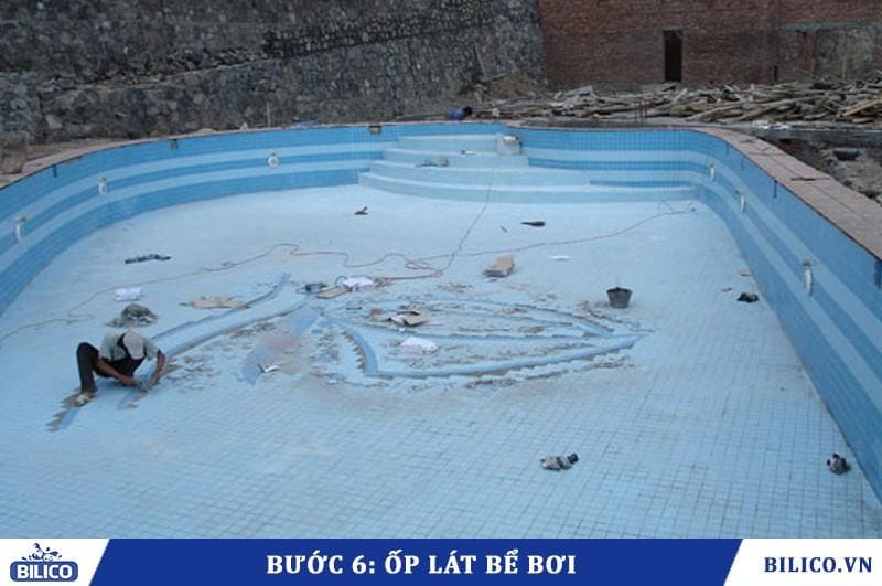Ốp lát bể bê tông bằng gạch mosaic