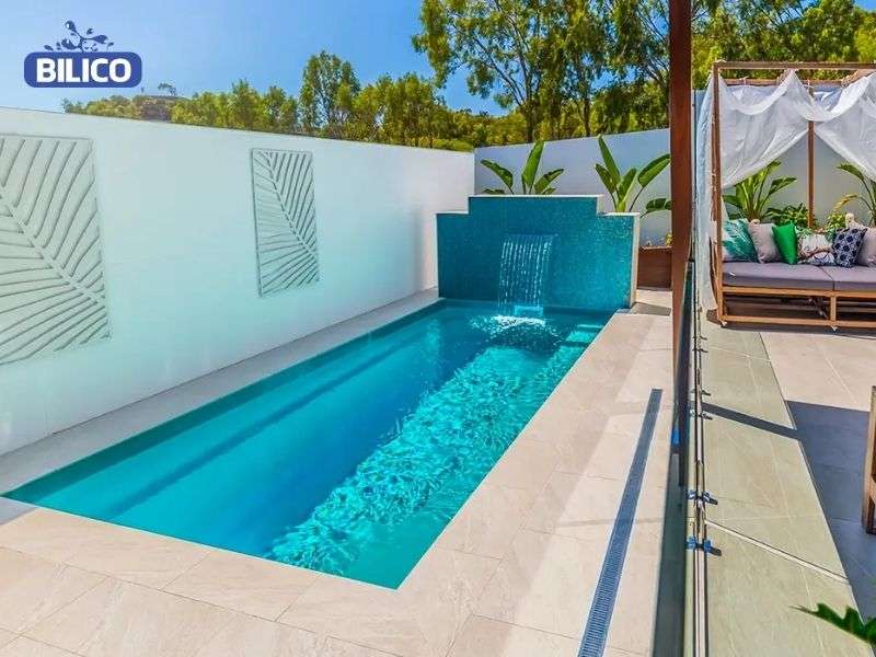 Hồ bơi mini kết hợp thác nước hiện đại giúp nâng cao tính thẩm mỹ