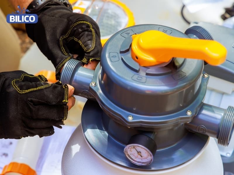Bình lọc bể bơi hông hoạt động: Nguyên nhân và cách khắc phục