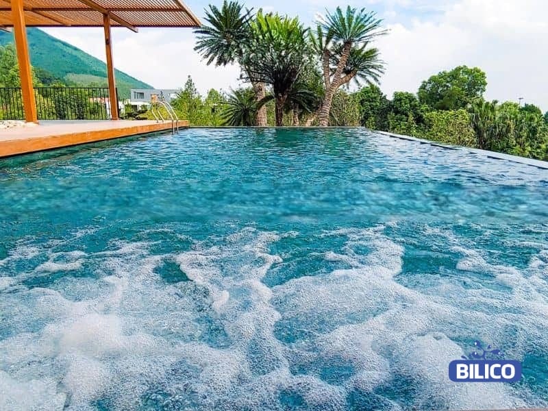 Công trình bể bơi vô cực tại Nha Trang Công trình bể bơi vô cực tại Nha Trang