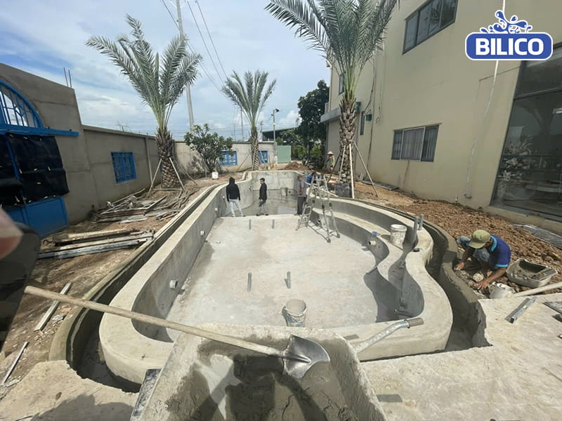 Bilico - Thi công bể bơi gia đình chị Huyền tại Ninh Bình