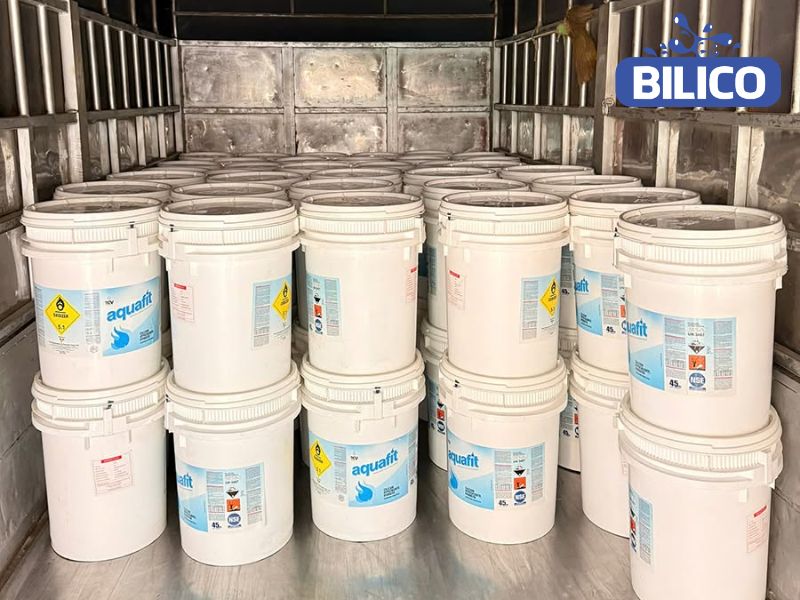 Chất nào dùng để khử trùng bể bơi